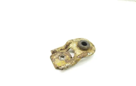 Subaru Legacy Radiator mount bracket
