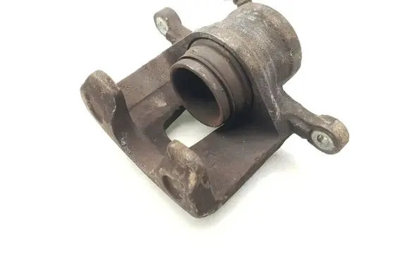 Chevrolet Lacetti Front brake caliper