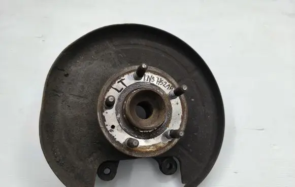 Opel Insignia A Rear wheel hub spindle/knuckle 