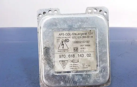 Porsche Panamera (970) Voltage converter/converter module 97061814302