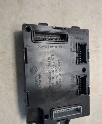 Renault Captur Central body control module 284B11511R 26179841 19374678