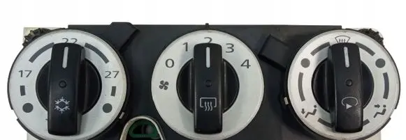 Mitsubishi Colt CZ3 Climate control unit P7820A256