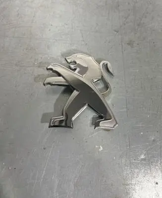 Peugeot 2008 I Manufacturer badge logo/emblem 9804319677