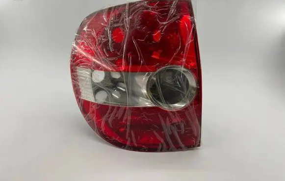 Volkswagen Fox Rear/tail lights 5Z0945111A 6009211 281204