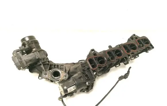 BMW 3 F30 F35 F31 Intake manifold 8513655