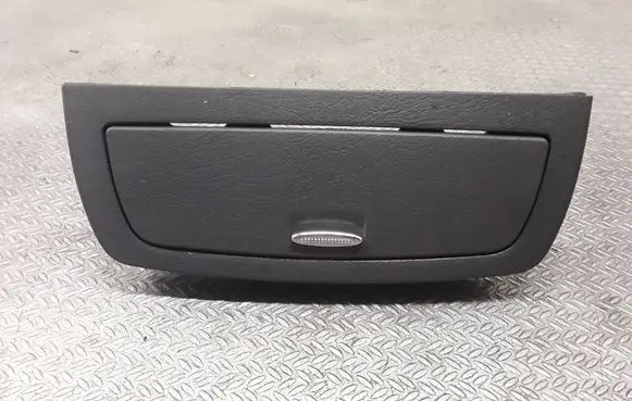 KIA Opirus Sunglasses storage box GH84270A