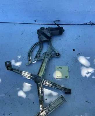 Mercedes-Benz E W124 Front door window regulator with motor 