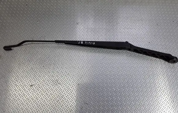 Toyota Avensis T220 Front wiper blade arm