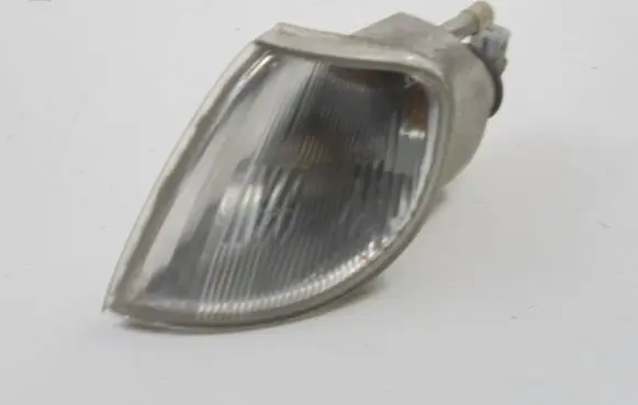 Citroen Saxo Front indicator light