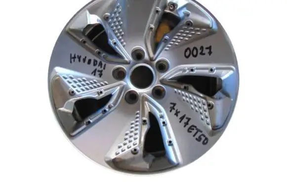 Hyundai Kona II R17 alloy rim 52910K4000