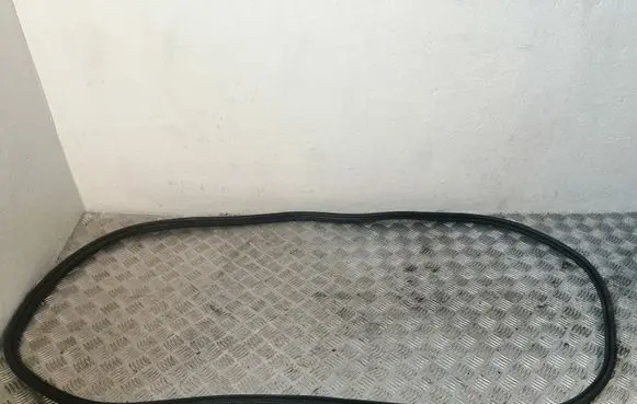 Toyota Avensis T250 Trunk rubber seal (body) 6788105081