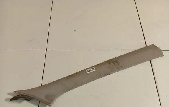 Peugeot 407 (C) pillar trim 9645431977