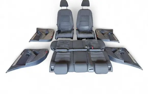 Volkswagen Golf VI Seat set 5K6867211 5K4868073 5K4868079