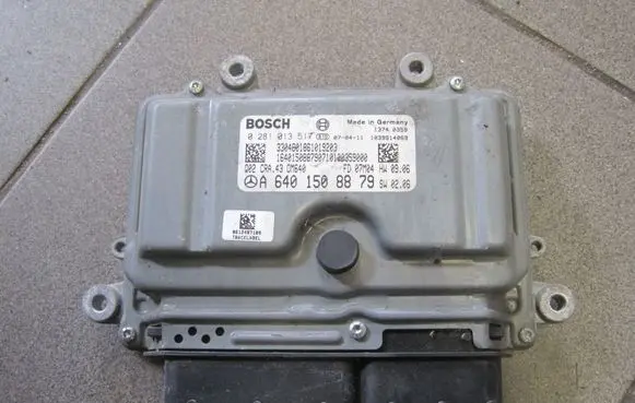 Mercedes-Benz B W245 Engine control unit/module ECU A6401508879