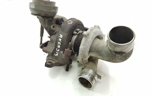 Toyota Avensis T270 Turbo 172010R070 100323