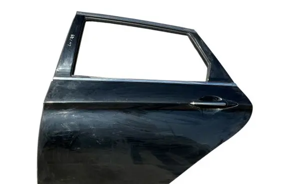 Hyundai i40 Rear door 