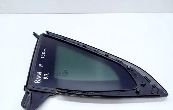 Rear side window