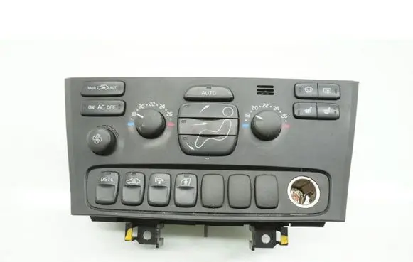 Volvo V70 Climate control unit 8691876