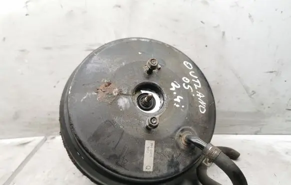 Mitsubishi Outlander Brake booster
