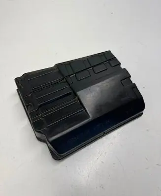 Citroen DS4 Fuse box cover 9672188380