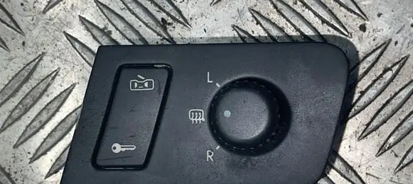 Volkswagen Touran I Child safety switch 1T1959552 1454035
