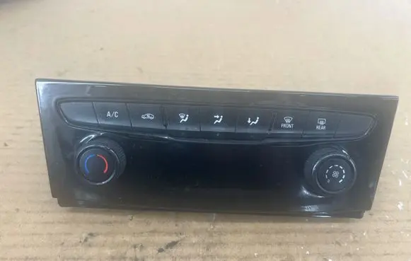 Opel Astra K Climate control unit 39042438 368046467 370200000000X