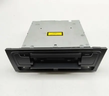Audi RS5 CD/DVD changer 8T2035666H