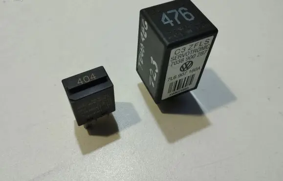 Volkswagen Touareg I Other relay 7M0951253 7L6907160A