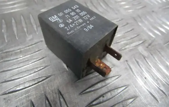 Opel Corsa B Other relay 90055543 54201005