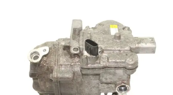 Toyota Yaris Air conditioning (A/C) compressor (pump) 0422001041