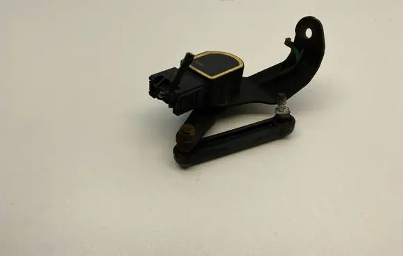 BMW X5 E70 Headlight/headlamp level sensor 6853752