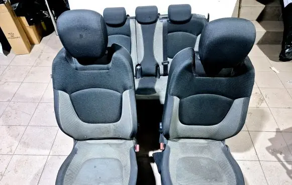 Renault Captur Seat set 