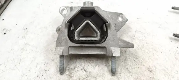 Opel Corsa F Engine mount bracket 9826533880