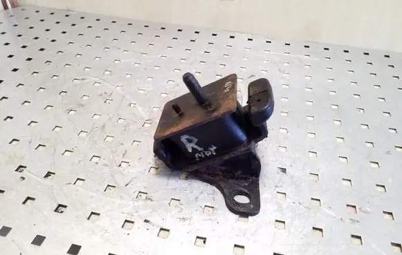 KIA Sorento Engine mount bracket 218123E250