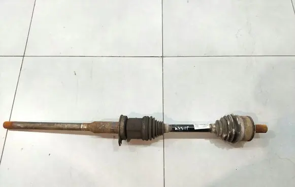 Volvo V60 Front driveshaft 32240321