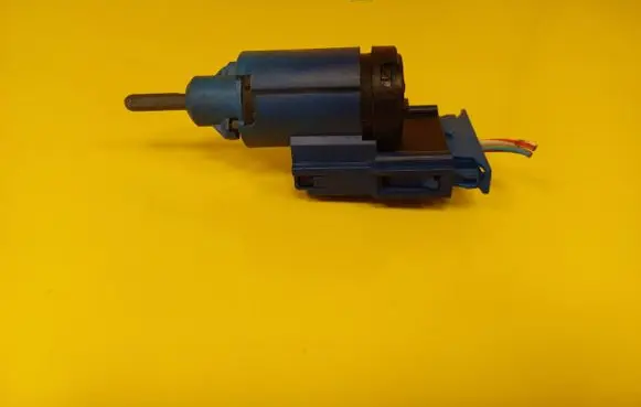 Volkswagen Golf IV Clutch pedal sensor 1J0927189