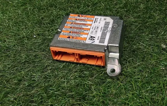 Opel Agila B Airbag control unit/module 3891052K11