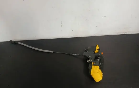 Volvo S60 Rear door lock 31253056