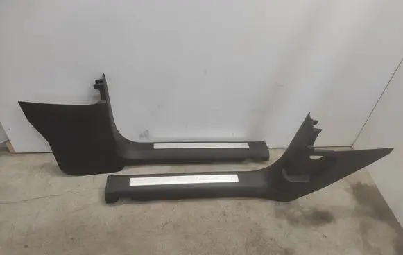 Ford Explorer VI Other sill/pillar trim element LB5BS13201 LB5BS13200