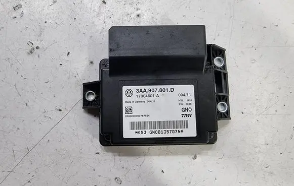 Volkswagen Sharan Hand brake control module 3AA907801D 17904601A