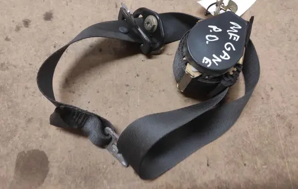 Renault Megane II Front seatbelt B506887AC70
