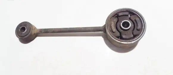 Subaru Forester SF Engine mount bracket