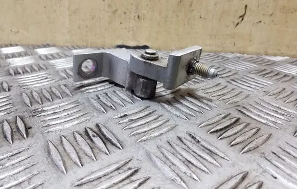 Audi A4 S4 B8 8K Rear door lower hinge 8K0831401B