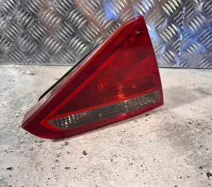 Audi A5 8T 8F Tailgate rear/tail lights 8T0945093