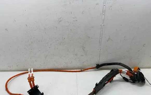 Polestar 2 Electric car charging cable 32286652 32376408 32340935