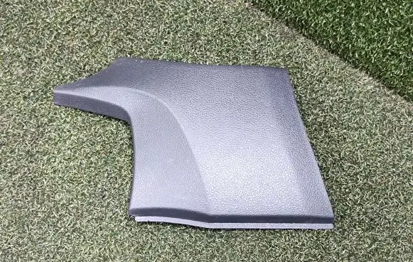 Renault Master III Front sill trim cover 682112965R