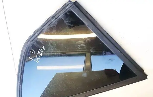 Ford Kuga I Rear side window DOT211M93AS3 8V41S297B01B