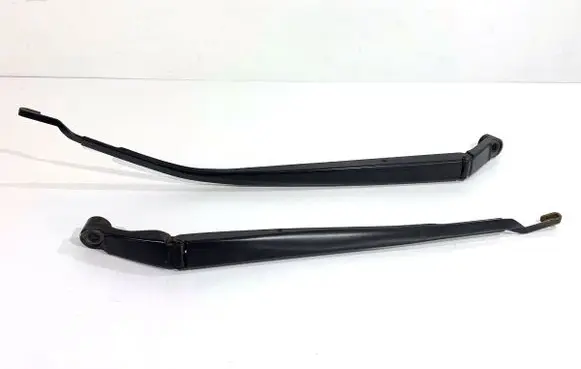 Toyota Auris E180 Front wiper blade arm