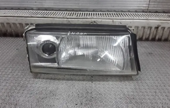 Skoda Octavia Mk1 (1U) Headlight/headlamp
