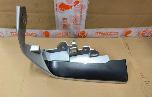 Jeep Grand Cherokee WL Panel trim 6PL211AZAC 000077376 20221024